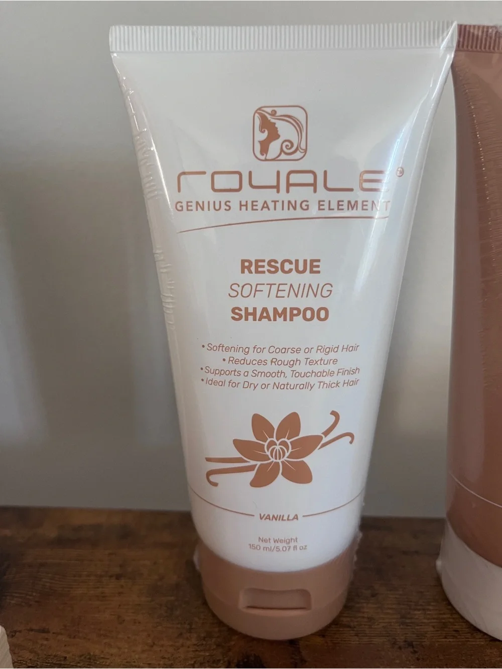 Rescue Softening Shampoo & Conditioner Set — Vanilla (White & Peach)